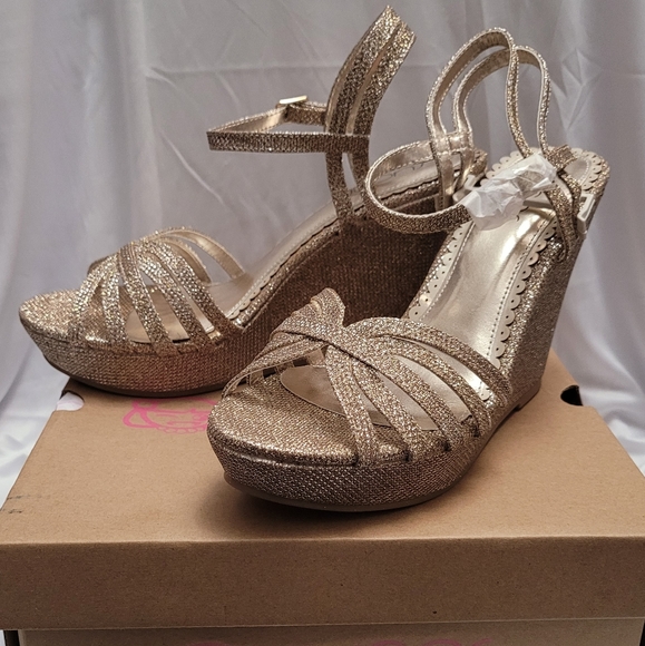Sugar Capricorn Champagne Glitz Dress Wedge Sandal 9M - Picture 3 of 10